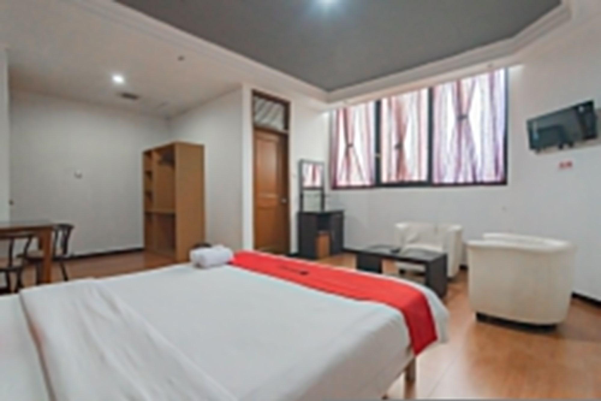 Reddoorz Plus @ Sukamulya Pasteur 2 Bandung Extérieur photo