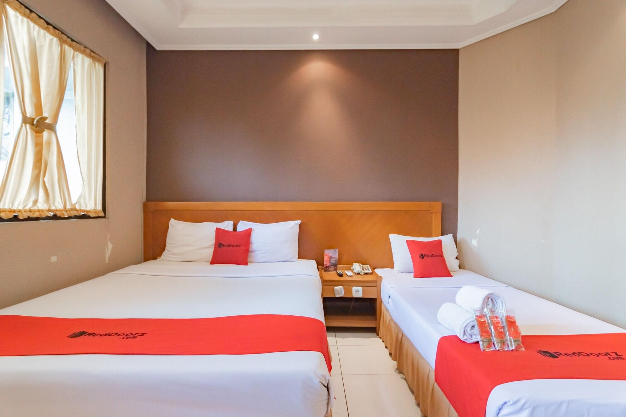 Reddoorz Plus @ Sukamulya Pasteur 2 Bandung Extérieur photo